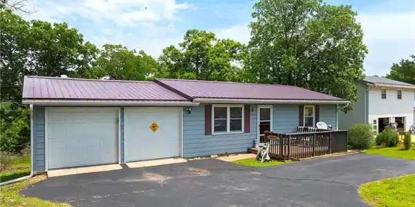 8024 N State Highway 5