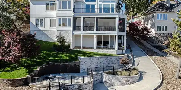 596 Forestridge Lane