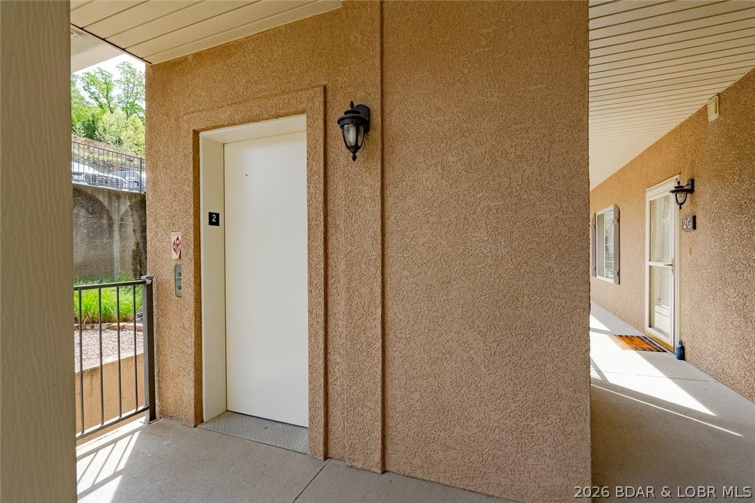 Image 2: Elevator to/from parking level.  10 ft to your doo