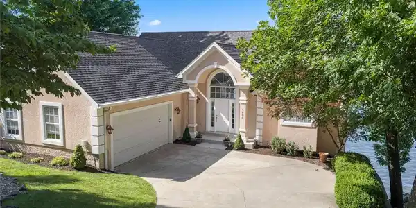 5464 Stoneledge Circle