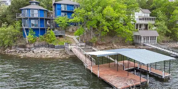61 Shelter Cove