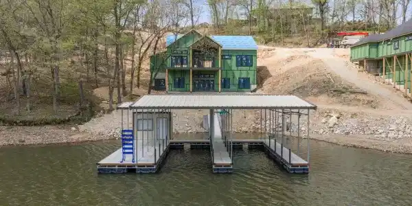 440 Pershing Drive