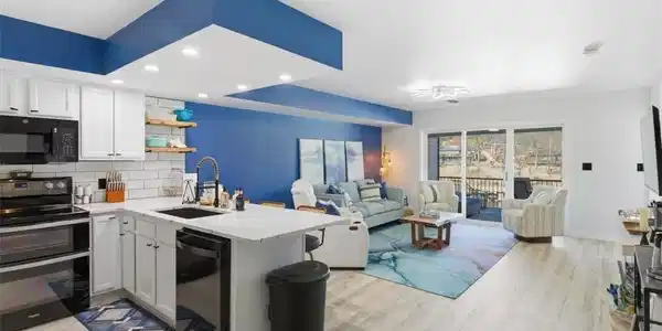 40 Lighthouse Road