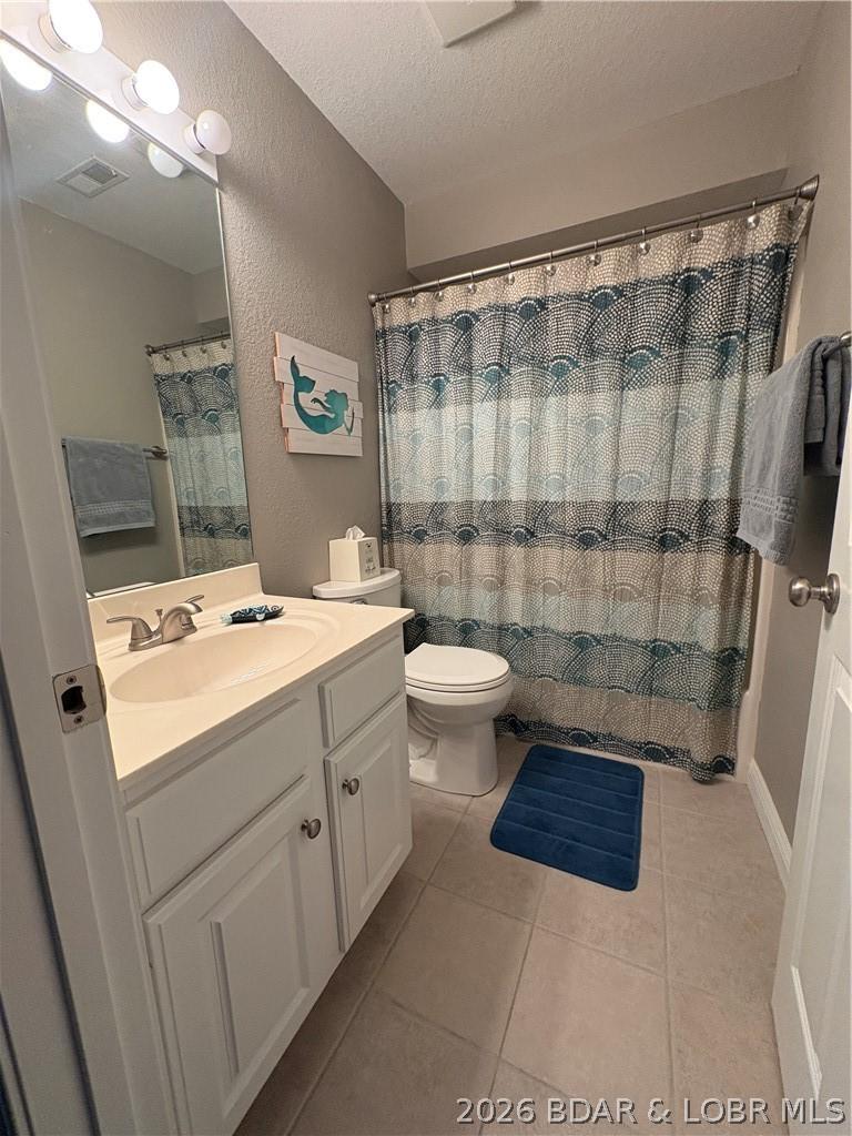 Image 3: Bathroom 2