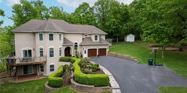 5264 Bayview Court