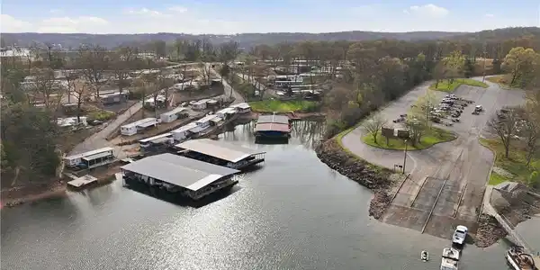 Image 3: Close to State Launching  Ramp