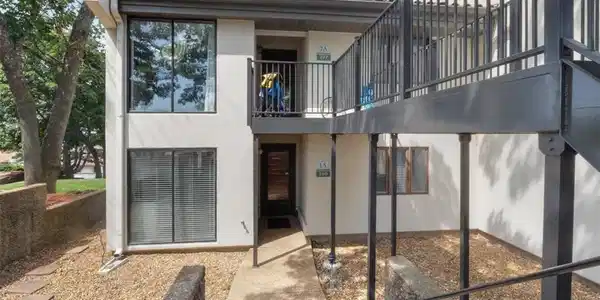 45 W Casa Seville Drive