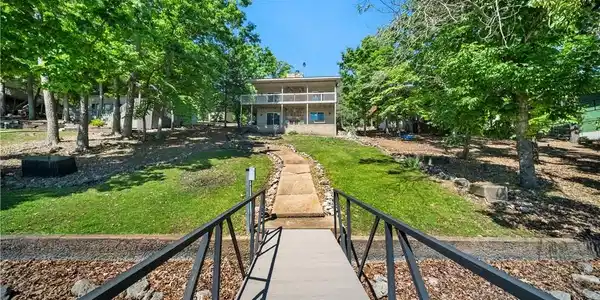 80 Buttercup Road