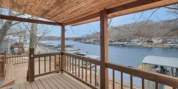 Image 3: If you are dreaming of your own personal Lakefront