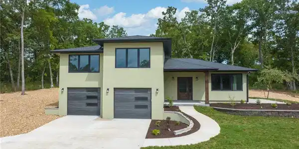 113 Spring Creek Court
