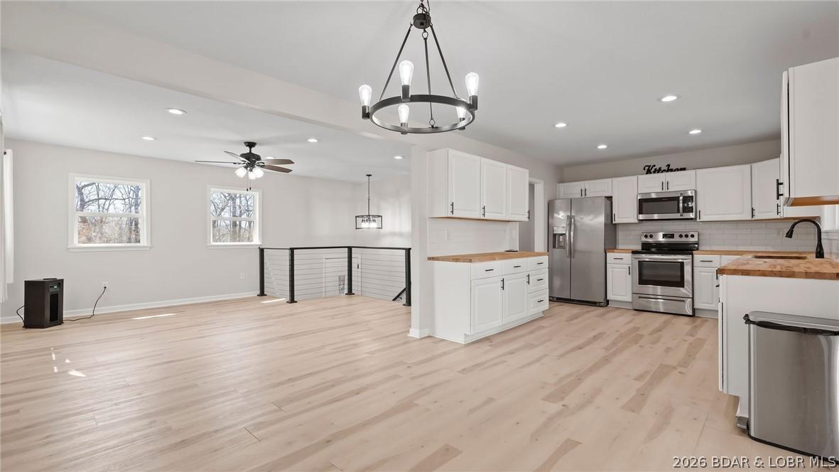 Image 1: Open living