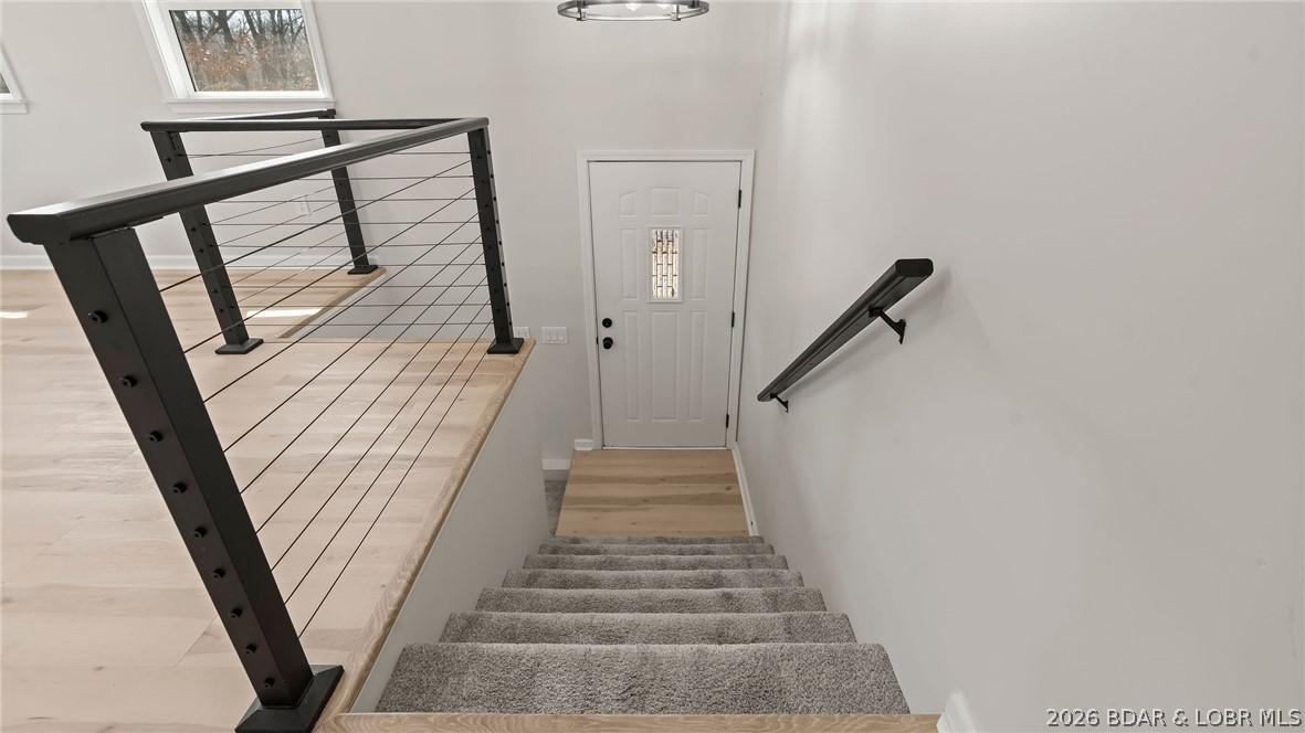 Image 4: Updated railing