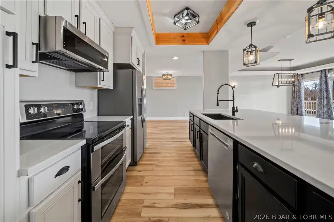 Image 1: Updated Throughout w/ Modern Finishes