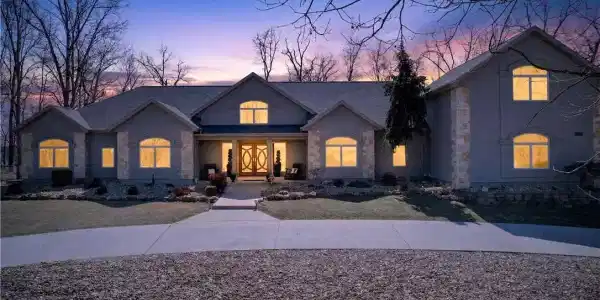 890 Anemone Road