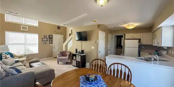 1111 Red Bud Rd