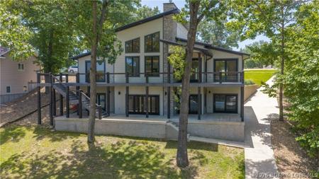 289 Adrian Lane