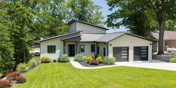 Image 2: Gentle Flat Lot with Beautiful Landscaping
