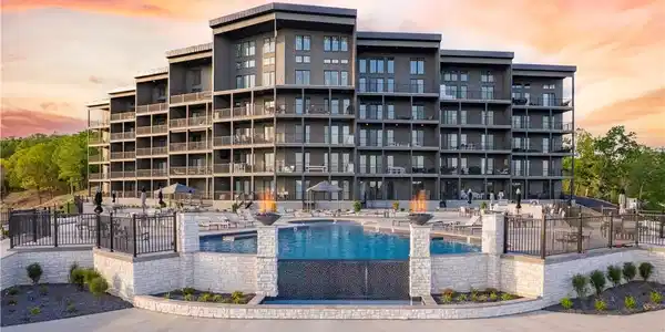 Image 2: Beutiful new complex