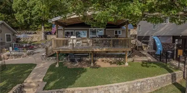 15 Knotty Pine Lane
