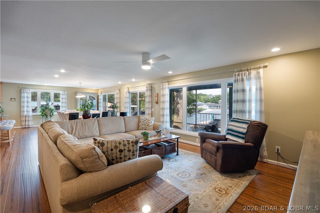 Image 4: Open Floorplan-Warm and Cozy. Tons of Windows allo