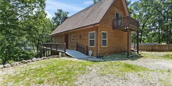 28 Hamilton Way