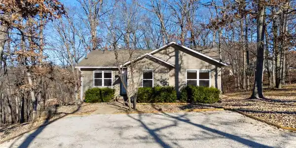 48 Warner Lane