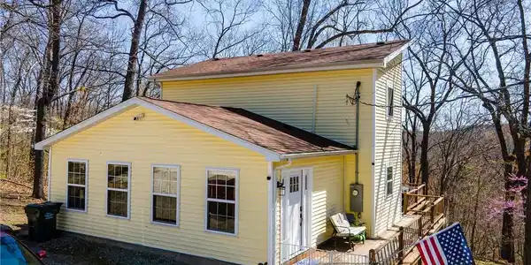 122 Jade Road