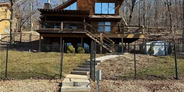 32693 Crescent Drive