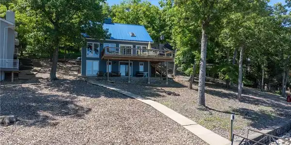 29628 Towering Oaks
