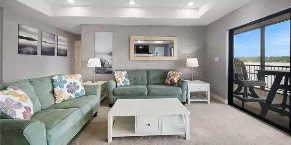 114 Falls Point