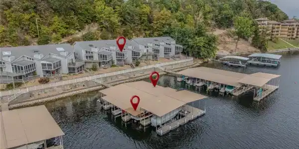 Image 4: location of unit and 2 slips on dock E.