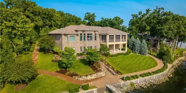 1015 Anemone Road