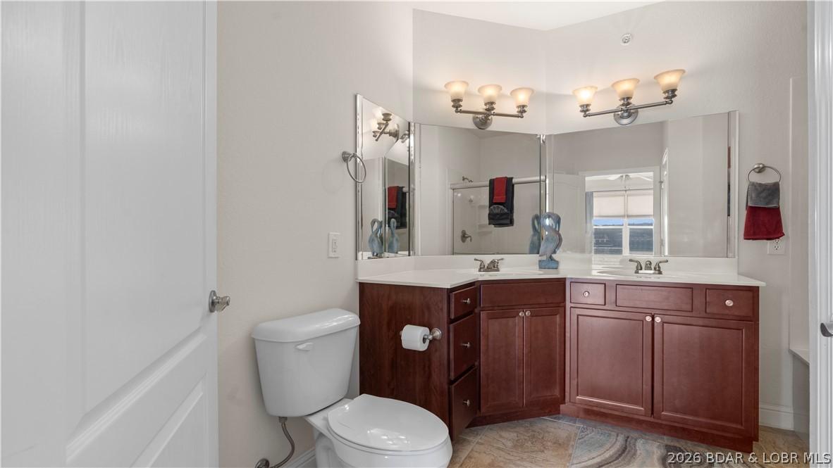 Image 4: Master Bathroom