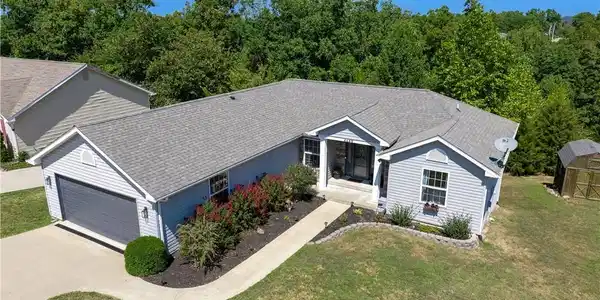 4689 Inlet Lane