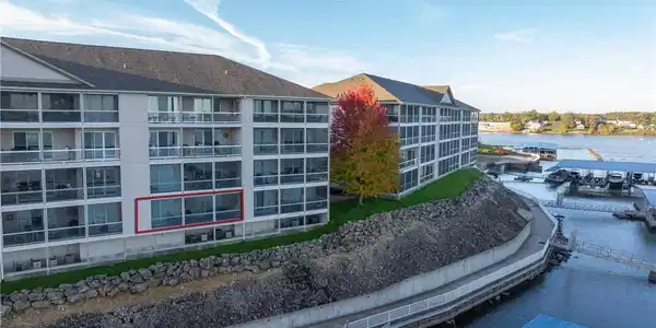 Image 3: Your New Condo!