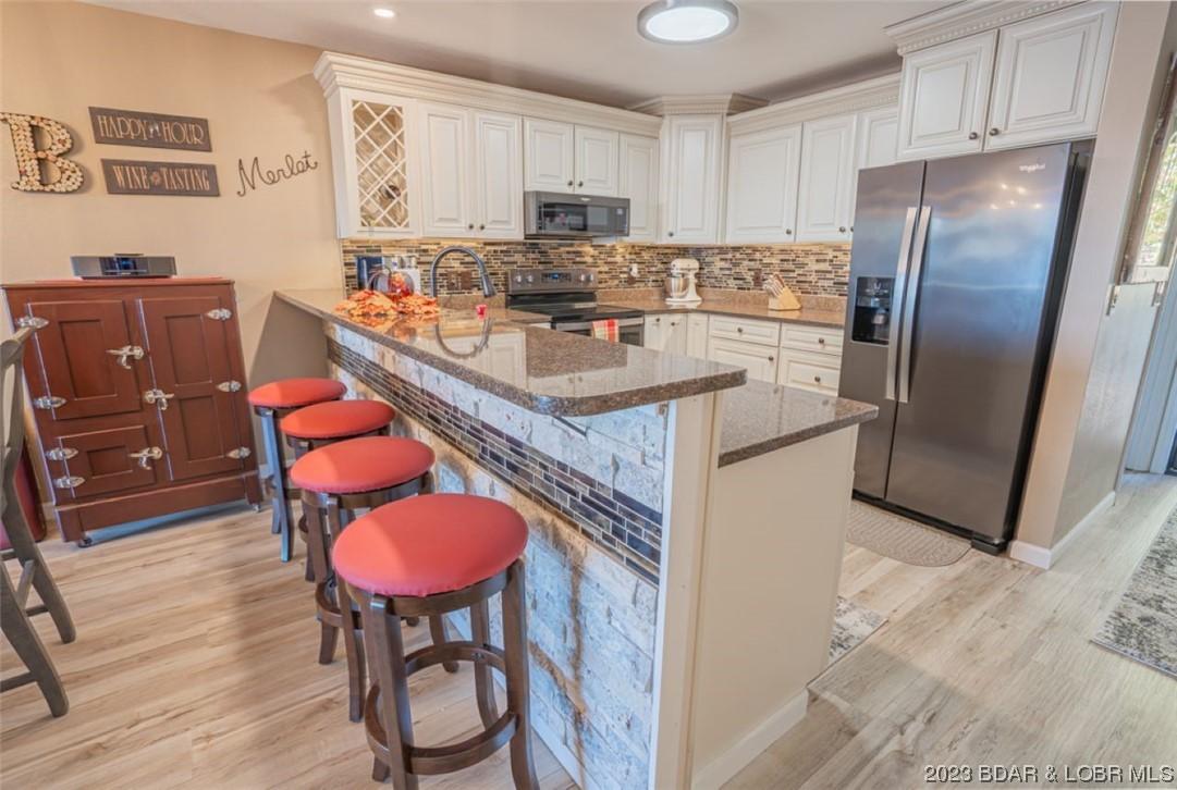 4897 Bridgepointe Drive, Osage Beach, MO lhrmls01887362