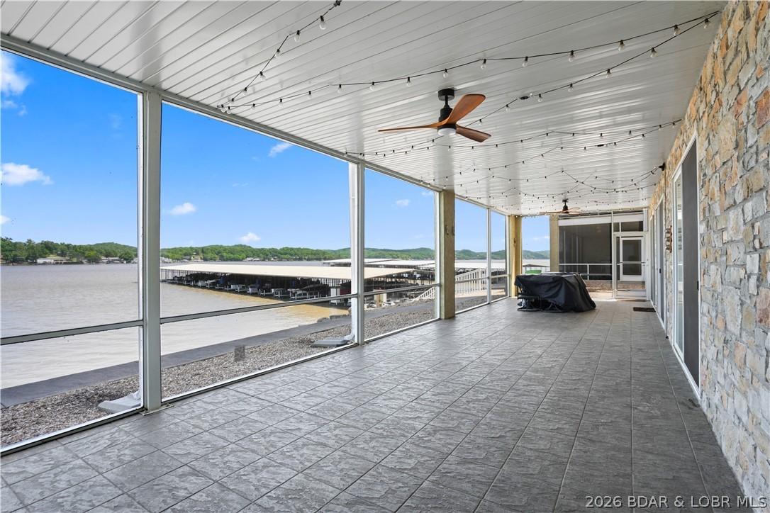 Image 4: Screened in Lake View Deck