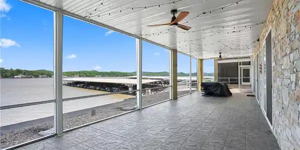Image 4: Screened in Lake View Deck