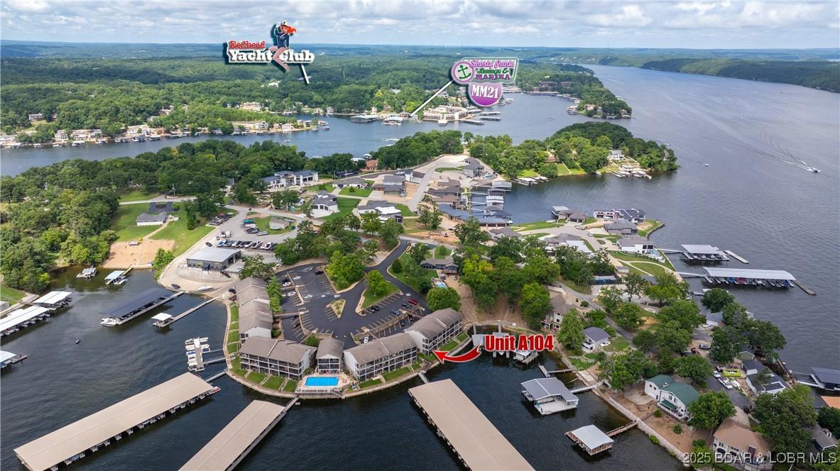Image 3: Just a short drive or boat ride to Red Head Yacht
