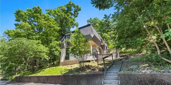 306 Seabright Drive