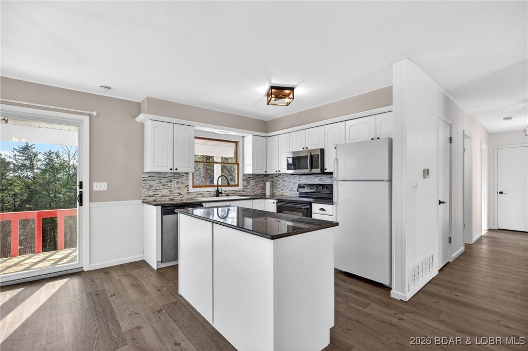 Image 2: Updated Kitchen