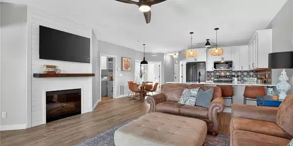 186 Sunset Palms Drive