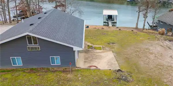 379 Bayberry Lane