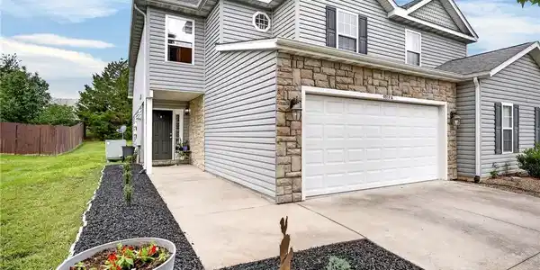 4517-A Parkwood Circle