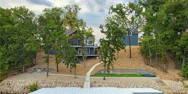114 Lakeview Resort Boulevard