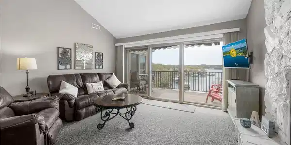 70 Robinwood Lane