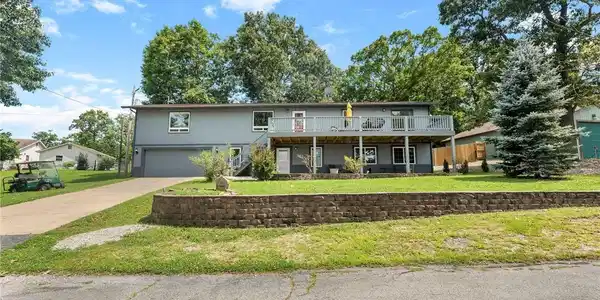 250 De Young Drive