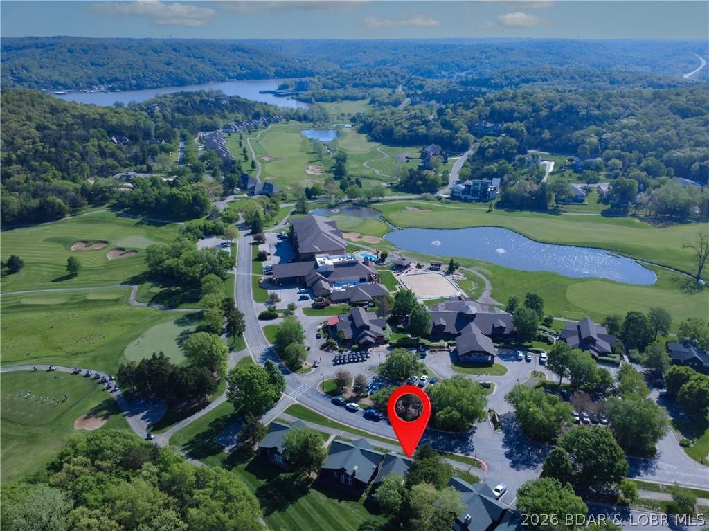 Image 4: Golf community at Lake of the Ozarks