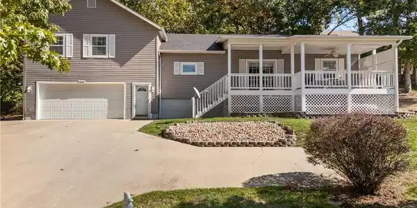 1204 Greenwood Circle