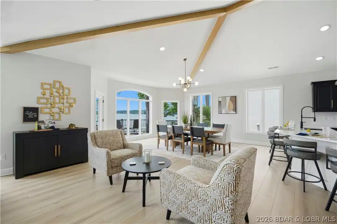 Image 1: Open Living Are